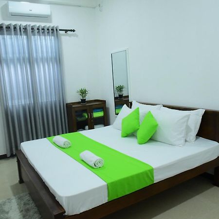 Success Villa Хиккадува Экстерьер фото